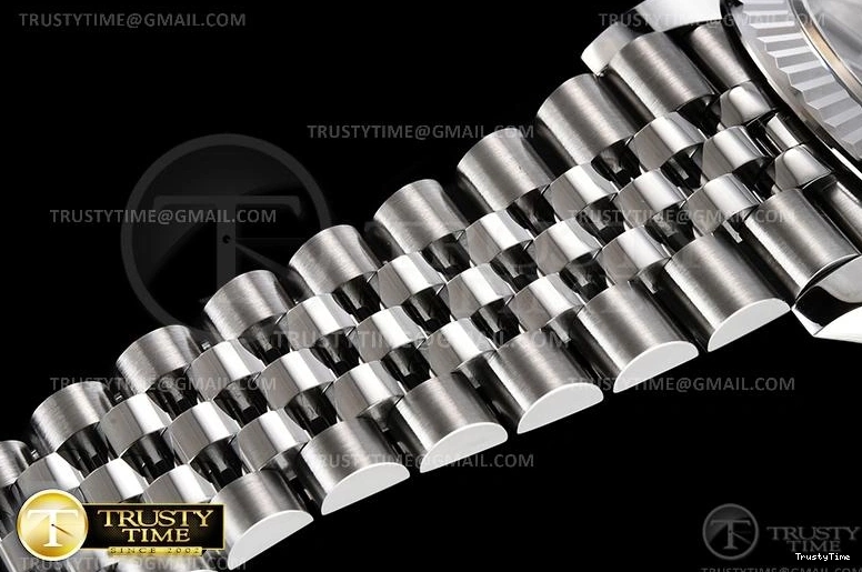 0211 R2DJ0254A – DJ2 41mm Jub FashionForward 653